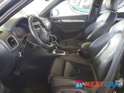 Zdjęcie 7 z 12 samochodu: 2015 AUDI Q3 VIN:WA1EFCFS5FR004722 - miniatura