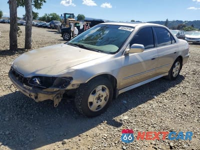 2002 HONDA ACCORD EX 1HGCG165X2A003732 - główne zdjęcie licytacji z USA - miniatura