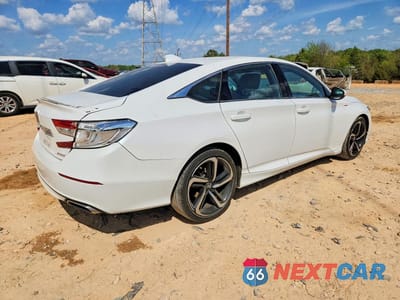 Trzecie zdjęcie samochodu z tyłu: 2020 HONDA ACCORD SPORT VIN:1HGCV1F32LA033667 - miniatura