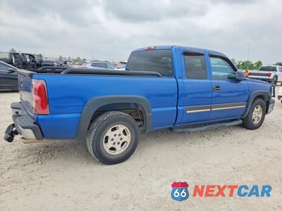 Trzecie zdjęcie samochodu z tyłu: 2003 CHEVROLET SILVERADO C1500 VIN:2GCEC19T631130678 - miniatura