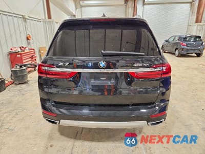 Zdjęcie 6 z 14 samochodu: 2021 BMW X7 XDRIVE40I VIN:5UXCW2C00M9F32614 - miniatura