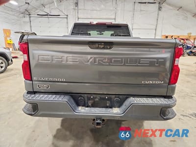 Zdjęcie 6 z 12 samochodu: 2021 CHEVROLET SILVERADO K1500 CUSTOM VIN:1GCRYBEK8MZ277549 - miniatura
