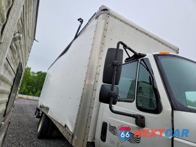 Zdjęcie 9 z 10 samochodu: 2017 INTERNATIONAL 4300 BOX TRUCK VIN:1HTMMMML2HH429979 - miniatura