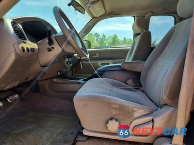 Zdjęcie 7 z 12 samochodu: 2003 TOYOTA TUNDRA ACCESS CAB SR5 VIN:5TBBT441X3S403696 - miniatura