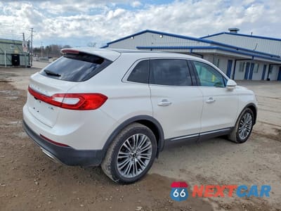 Trzecie zdjęcie samochodu z tyłu: 2017 LINCOLN MKX RESERVE VIN:2LMPJ8LR3HBL51953 - miniatura
