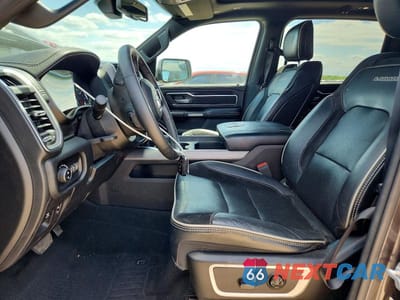 Zdjęcie 7 z 12 samochodu: 2020 RAM 1500 LARAMIE VIN:1C6SRFRT2LN192017 - miniatura