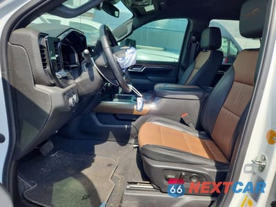 Zdjęcie 7 z 12 samochodu: 2024 CHEVROLET SILVERADO K2500 HIGH COUNTRY VIN:1GC4YRE79RF215861 - miniatura