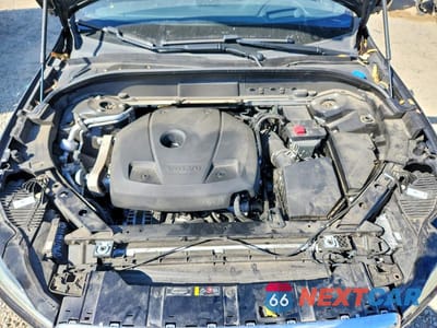Zdjęcie 12 z 13 samochodu: 2021 VOLVO XC60 T5 MOMENTUM VIN:YV4102RKXM1851501 - miniatura