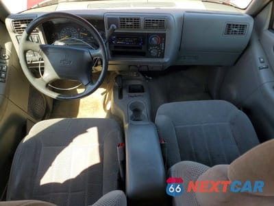 Zdjęcie 8 z 13 samochodu: 1996 CHEV BLAZER VIN:1GNDT13W1T2171256 - miniatura