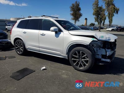 Czwarte zdjęcie samochodu z boku: 2019 VOLVO XC90 T5 MOMENTUM VIN:YV4102PKXK1433164 - miniatura