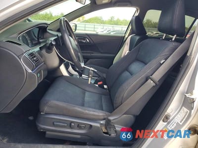 Zdjęcie 7 z 13 samochodu: 2013 HONDA ACCORD SPORT VIN:1HGCR2F54DA252269 - miniatura