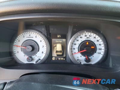 Zdjęcie 9 z 14 samochodu: 2017 TOYOTA SIENNA SE 8-PASSENGER VIN:5TDXZ3DC6HS802491 - miniatura