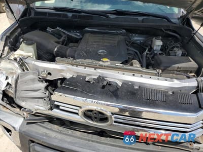Zdjęcie 11 z 12 samochodu: 2017 TOYOTA TUNDRA SR5 VIN:5TFDW5F17HX665364 - miniatura