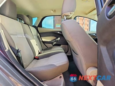 Zdjęcie 10 z 12 samochodu: 2012 FORD FOCUS SE VIN:1FAHP3K23CL415420 - miniatura