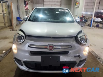Piąte zdjęcie samochodu w środku: 2016 FIAT 500X EASY VIN:ZFBCFYBTXGP401576 - miniatura