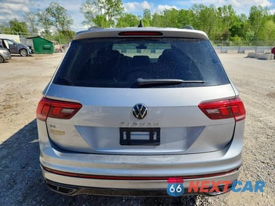 Zdjęcie 6 z 13 samochodu: 2023 VOLKSWAGEN TIGUAN SE R-LINE BLACK VIN:3VVCB7AXXPM016565 - miniatura