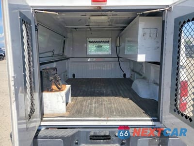 Zdjęcie 11 z 13 samochodu: 2008 FORD F150 UTILITY / SERVICE TRUCK VIN:1FTRF12208KB94720 - miniatura