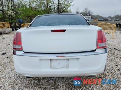 Zdjęcie 6 z 11 samochodu: 2012 CHRYSLER 300 LIMITED VIN:2C3CCACG2CH227133 - miniatura