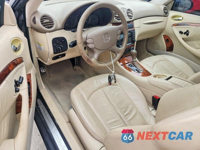 Zdjęcie 8 z 12 samochodu: 2007 MERCEDES-BENZ CLK 350 VIN:WDBTJ56H67F224013 - miniatura