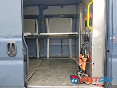 Zdjęcie 10 z 12 samochodu: 2020 RAM PROMASTER 3500 CARGO ** CLN TITLE * PRI FLEET ** VIN:3C6URVJG4LE136165 - miniatura