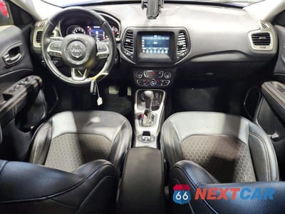 Zdjęcie 8 z 13 samochodu: 2020 JEEP COMPASS LATITUDE VIN:3C4NJDBB3LT174211 - miniatura