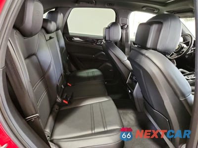 Zdjęcie 11 z 14 samochodu: 2022 PORSCHE CAYENNE VIN:WP1AA2AY1NDA02632 - miniatura