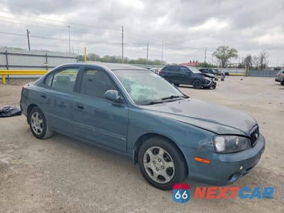 Czwarte zdjęcie samochodu z boku: 2002 HYUNDAI ELANTRA GLS VIN:KMHDN45D42U422186 - miniatura