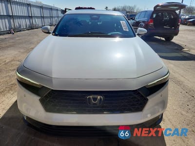 Piąte zdjęcie samochodu w środku: 2023 HONDA ACCORD TOURING HYBRID VIN:1HGCY2F88PA031825 - miniatura