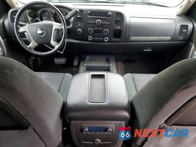 Zdjęcie 8 z 12 samochodu: 2007 CHEVROLET SILVERADO K1500 CREW CAB VIN:3GCEK13M67G557599 - miniatura