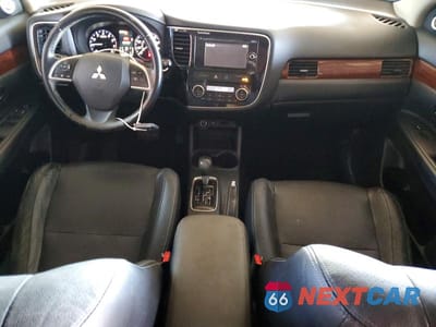 Zdjęcie 8 z 13 samochodu: 2015 MITSUBISHI OUTLANDER SE VIN:JA4AZ3A31FZ002536 - miniatura