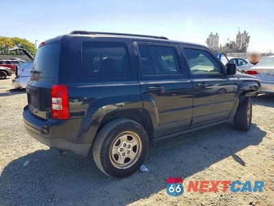 Trzecie zdjęcie samochodu z tyłu: 2013 JEEP PATRIOT SPORT VIN:1C4NJPBA1DD108823 - miniatura