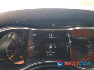 Zdjęcie 9 z 12 samochodu: 2019 JEEP GRAND CHEROKEE LAREDO VIN:1C4RJEAGXKC597155 - miniatura