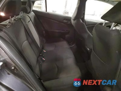 Zdjęcie 10 z 13 samochodu: 2017 TOYOTA PRIUS THREE VIN:JTDKARFU4H3046655 - miniatura