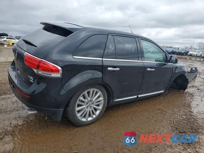 Trzecie zdjęcie samochodu z tyłu: 2011 LINCOLN MKX VIN:2LMDJ8JK2BBJ15763 - miniatura