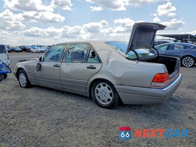 Drugie zdjęcie samochodu z przodu: 1995 MERCEDES-BENZ S 500 VIN:WDBGA51EXSA275308 - miniatura