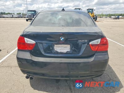 Zdjęcie 6 z 12 samochodu: 2007 BMW 328 I VIN:WBAVA37527NE26176 - miniatura