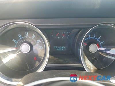 Zdjęcie 9 z 11 samochodu: 2010 FORD MUSTANG VIN:1ZVBP8ANXA5126915 - miniatura