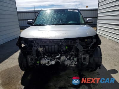 Piąte zdjęcie samochodu w środku: 2025 KIA SOUL LX VIN:KNDJ23AU5S7944310 - miniatura