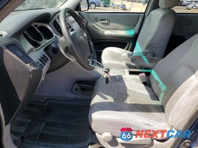 Zdjęcie 7 z 13 samochodu: 2006 TOYOTA HIGHLANDER BASE VIN:JTEGD21A460142037 - miniatura
