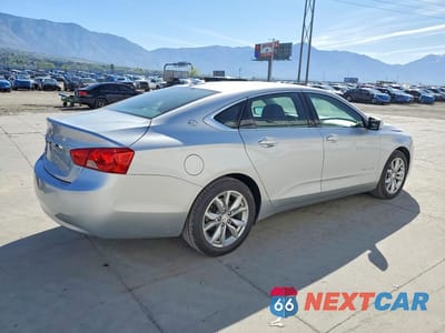 Trzecie zdjęcie samochodu z tyłu: 2017 CHEVROLET IMPALA LT VIN:2G1105S38H9184199 - miniatura