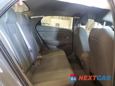 Zdjęcie 10 z 12 samochodu: 2022 HYUNDAI ELANTRA SEL VIN:KMHLS4AG1NU335841 - miniatura