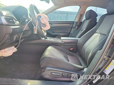 Zdjęcie 7 z 13 samochodu: 2018 HONDA ACCORD EX VIN:1HGCV1F40JA116665 - miniatura
