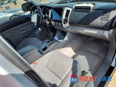 Zdjęcie 8 z 12 samochodu: 2008 TOYOTA TACOMA ACCESS CAB VIN:5TEUU42N48Z561044 - miniatura