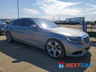 Czwarte zdjęcie samochodu z boku: 2014 MERCEDES-BENZ S 550 VIN:WDDUG8CB8EA051830 - miniatura