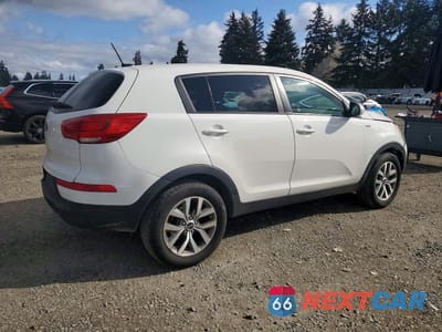 Trzecie zdjęcie samochodu z tyłu: 2016 KIA SPORTAGE LX VIN:KNDPBCAC7G7876990 - miniatura