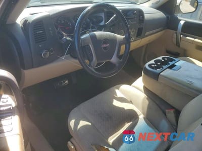 Zdjęcie 8 z 12 samochodu: 2011 GMC SIERRA C1500 SLE VIN:3GTP1VE04BG383926 - miniatura