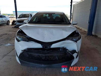 Piąte zdjęcie samochodu w środku: 2017 TOYOTA COROLLA LE VIN:2T1BURHE3HC835951 - miniatura