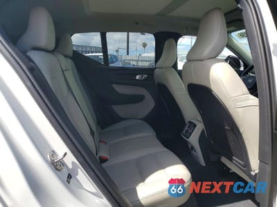 Zdjęcie 11 z 13 samochodu: 2024 VOLVO XC40 PLUS VIN:YV4L12UL7R2362268 - miniatura