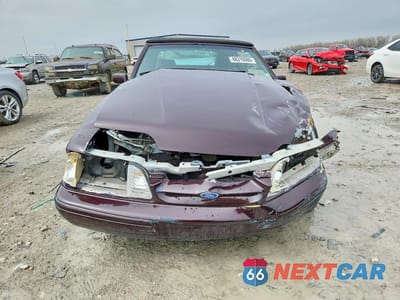 Piąte zdjęcie samochodu w środku: 1989 FORD MUSTANG LX VIN:1FABP44E0KF251737 - miniatura