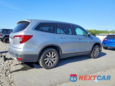 Trzecie zdjęcie samochodu z tyłu: 2021 HONDA PILOT EX-L VIN:5FNYF5H50MB021596 - miniatura